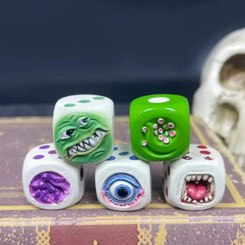 Resin Monster Face Dice Set Ha - Board Game Monster recension och pris