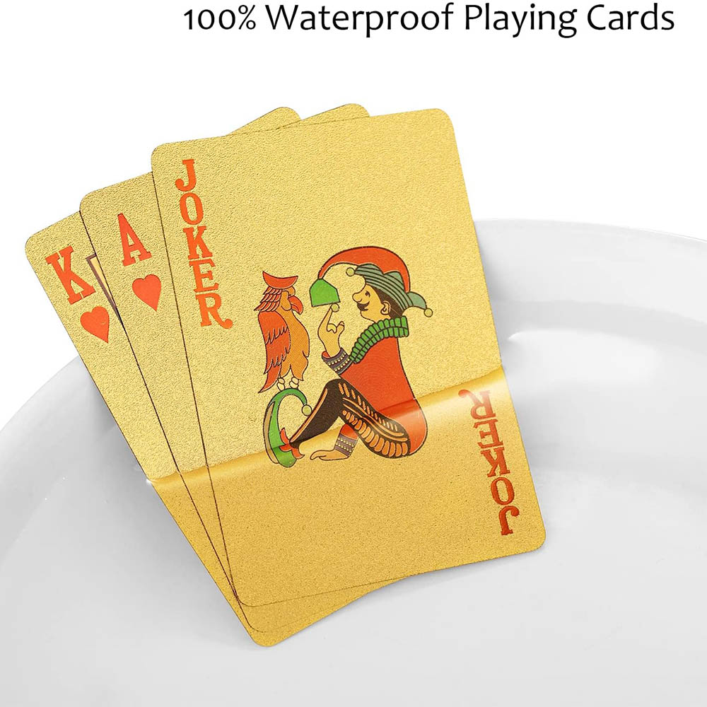 Playing Cards Waterproof Gold  - Board Game Viral recension och pris